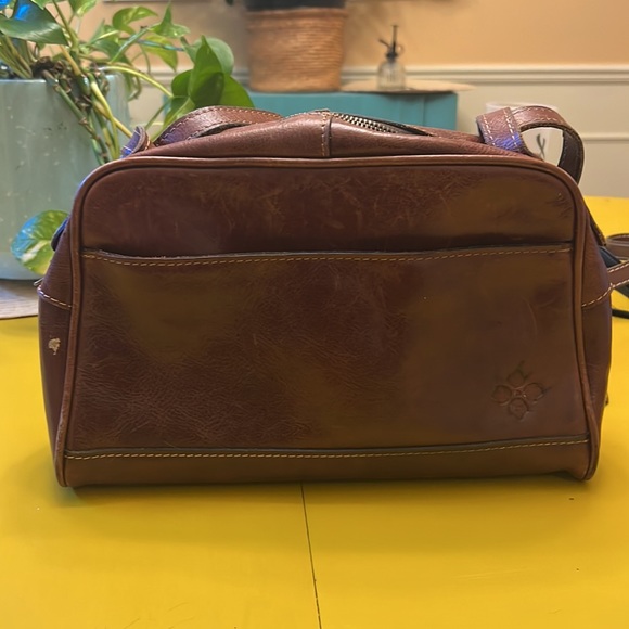 Well Loved Patricia Nash Should Bag - Picture 3 of 6
